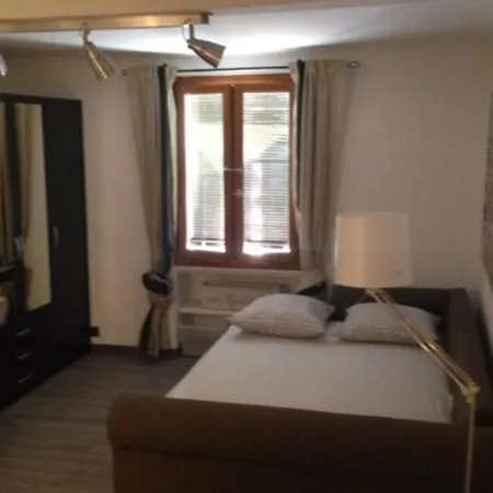 Charming Studio In Old City Of Antibes *