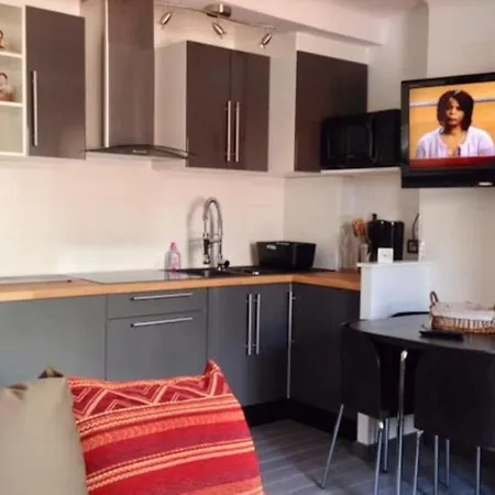 Apartament Charming Studio In Old City Of Antibes Antibes